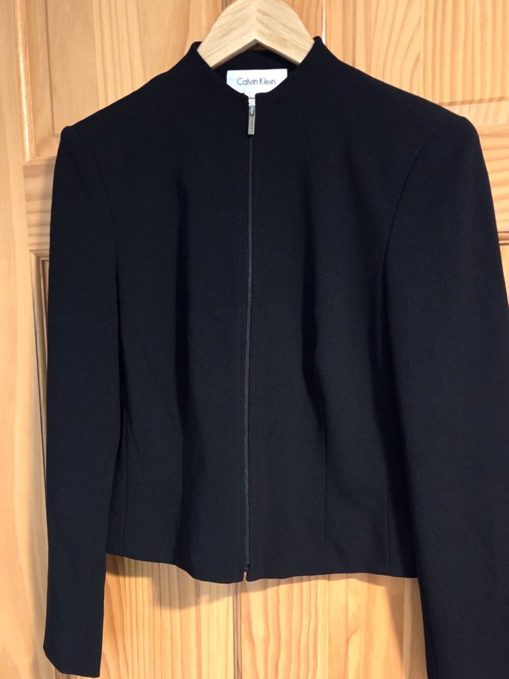 Women's Calvin Klein Zip-up Work Jacket - Black   Size 4 - Subtle shoulder blade